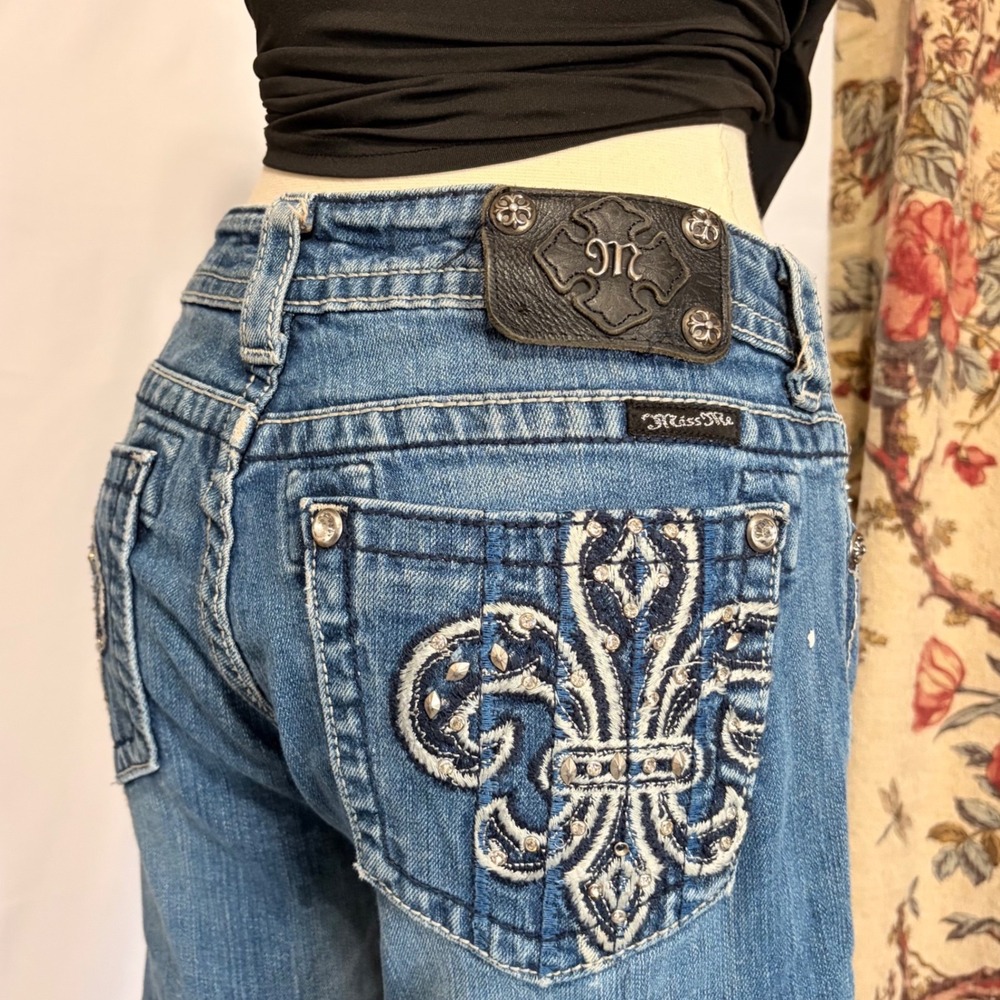 Miss Me Y2k gorg Blue Embroidered Bootcut Jeans with stunning bedazzled design